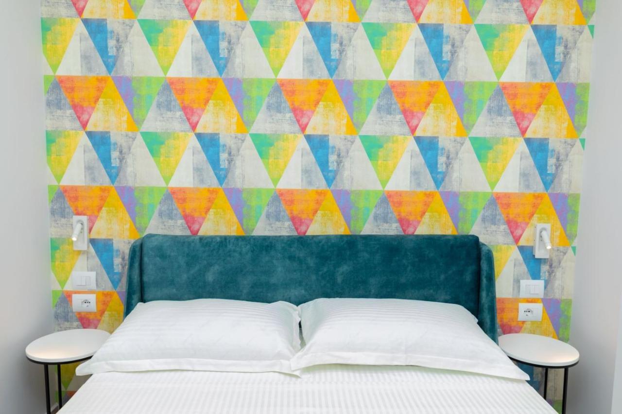 Corallo Rooms Himare Bagian luar foto